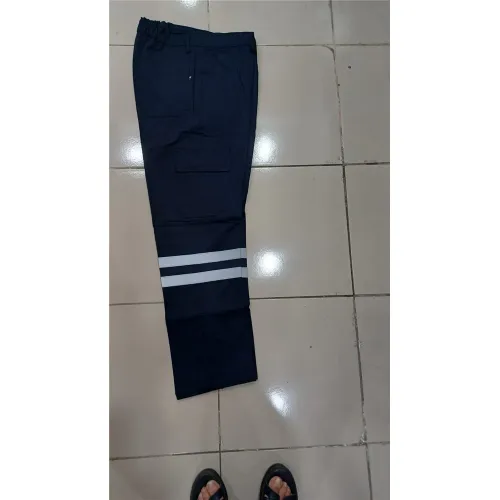 Reflektörlü İş Pantolonu (Lacivert) Reflektörlü İş Pantolonu (Lacivert)